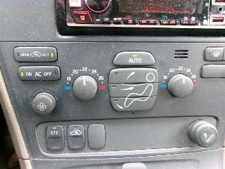 Volvo S-60 2.4 I GEEN SCHADE picture 13