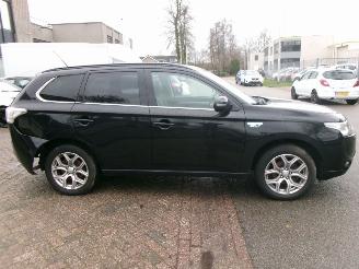 Mitsubishi Outlander 2.0 PHEV INSTYLE+ picture 5