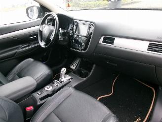 Mitsubishi Outlander 2.0 PHEV INSTYLE+ picture 11