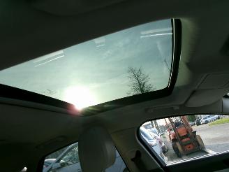 Jaguar XF 2.0 D R-SPORT AWD picture 12