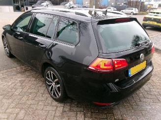 Volkswagen Golf 1.4 TSI HIGHLINE R-DESIGN picture 8