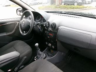 Dacia Duster 1.6 LAUREATE AIRCO picture 11