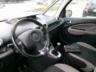 Citroën C3 picasso 1.4 I EXCLUSIVE CLIMA picture 14