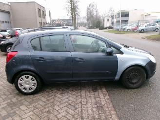 Opel Corsa 1.2-16V ENJOY AIRCO picture 5