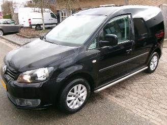 krockskadad bil bedrijf Volkswagen Caddy 1.6 TDI 2011/1