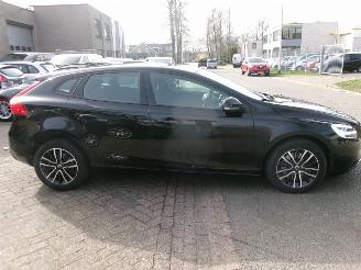Volvo V-40 1.5 I EDITION+     AUTOMAAT CLIMA NAVI picture 3