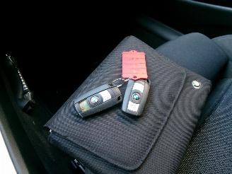 BMW 3-serie 318 I BUSINESS LINE CLIMA NAVI picture 19