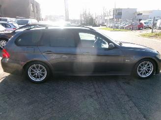 BMW 3-serie 318 I BUSINESS LINE CLIMA NAVI picture 5