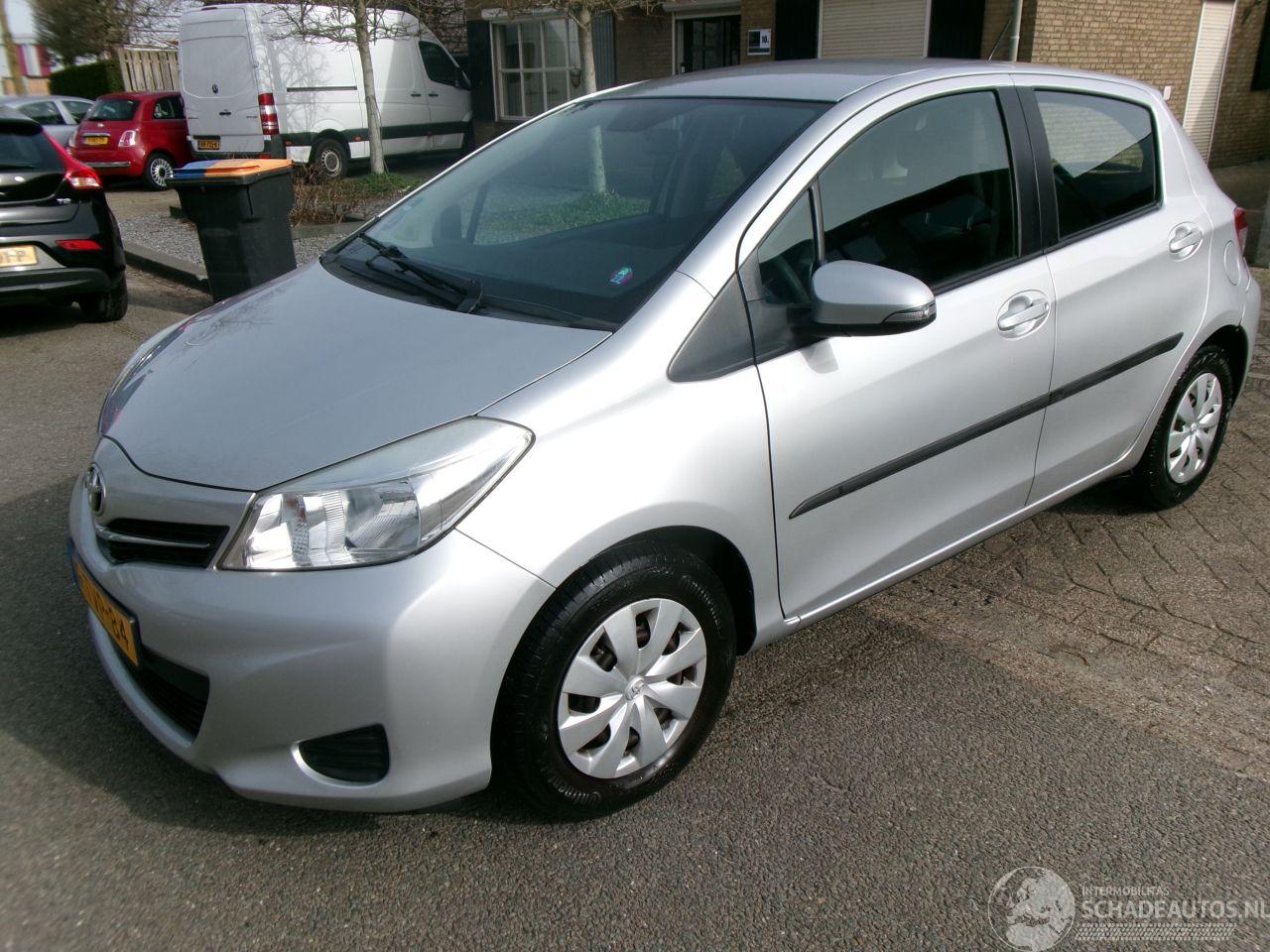 Toyota Yaris 1.3 VVT-I NOW AIRCO