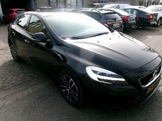 Schadeauto Volvo V-40 1.5 I EDITION+  AUTOMAAT CLIMA NAVI 2018/8
