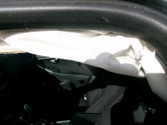 Volvo V-40 `1.6 T3 KINETIC picture 13