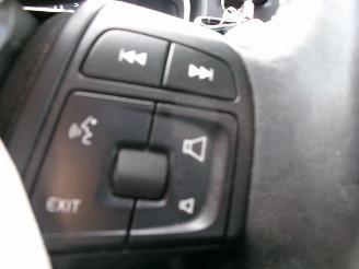 Volvo V-40 `1.6 T3 KINETIC picture 19