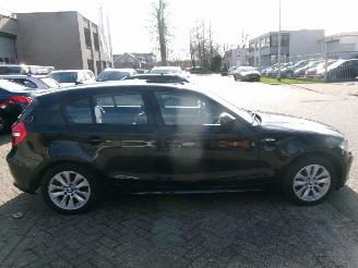 BMW 1-serie 116 I HIGH EXECUTIVE CLIMA NAVI picture 5