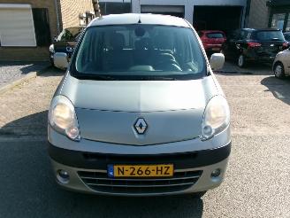 Renault Kangoo FAMILY 1.6-16V E3XPRESSION AUTOMAAT picture 3