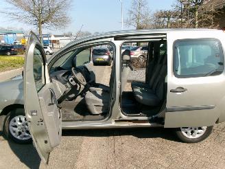 Renault Kangoo FAMILY 1.6-16V E3XPRESSION AUTOMAAT picture 12