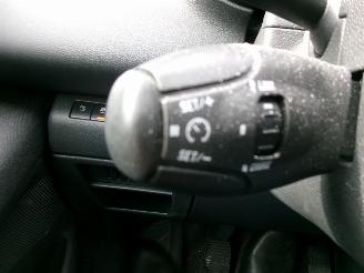 Peugeot 3008 1.6 VTI STYLE CLIMA PANO picture 18