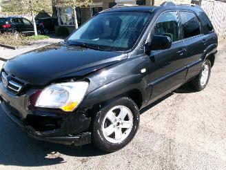 skadebil auto Kia Sportage 2.0 CVVT X-TRA 2011/1