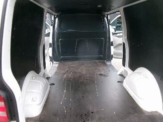 Volkswagen Transporter 2.0 TDI L2 HIGHLINE AUTOMAAT picture 12