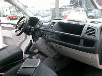 Volkswagen Transporter 2.0 TDI L2 HIGHLINE AUTOMAAT picture 15