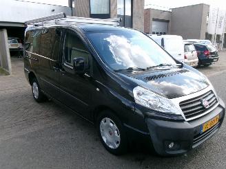 Fiat Scudo 2.0 MULTIJET INVALIDE VERVOER GEEN SCHADE 5 PERSOONS picture 4