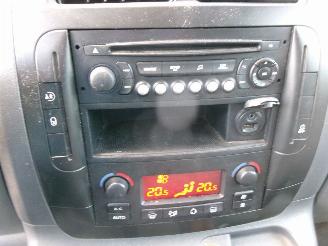 Fiat Scudo 2.0 MULTIJET INVALIDE VERVOER GEEN SCHADE 5 PERSOONS picture 20