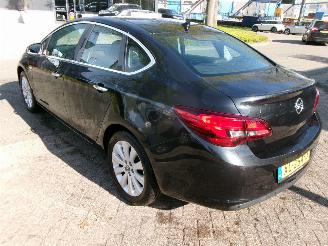 Opel Astra 1.4 COSMO SEDAN CLIMA NAVI picture 8