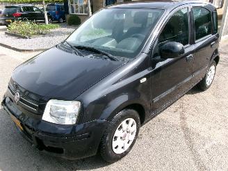 damaged passenger cars Fiat Panda 1.2 EDIZIONE COOL 2011/4
