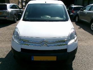 Citroën Berlingo 1.6 I CLUB BENZINE picture 3