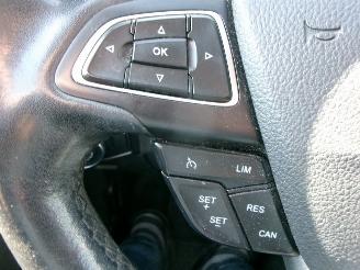 Ford Focus 1.5 TDCI EDITION CLIMA NAVI picture 14