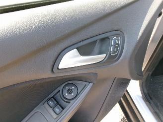Ford Focus 1.5 TDCI EDITION CLIMA NAVI picture 10