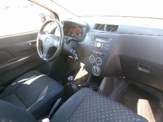 Daihatsu Cuore 1.0 CLEVER picture 11