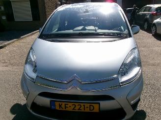 Citroën C4-picasso 1.6 I COLLECTION picture 3