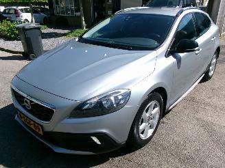 skadebil auto Volvo V-40 1.6 D2 SUMMUM 2014/7