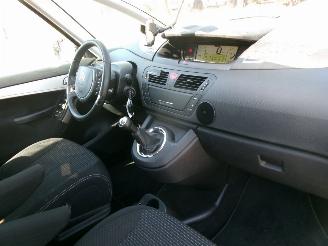 Citroën C4-picasso 1.6 I COLLECTION CLIMA picture 12