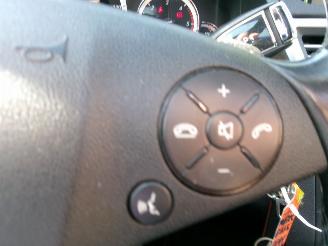 Mercedes E-klasse 200 CDI AUTOMAAT CLIMA NAVI picture 18