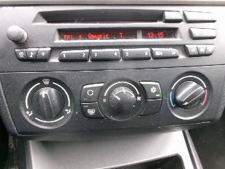 BMW 1-serie 120 I AUTOMAAT BUSINESS LINE picture 15