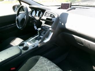 Peugeot 3008 1.6 I ST AUTOMAAT CLIMA NAVI PANO picture 12