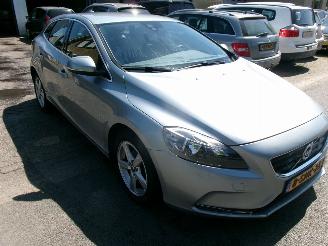 Volvo V-40 1.6 D2 MOMENTUM CLIMA  NAVI picture 6