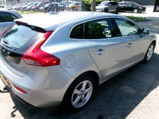 Volvo V-40 1.6 D2 MOMENTUM CLIMA  NAVI picture 8