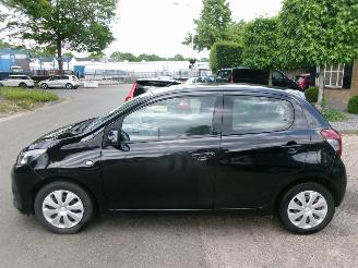 Peugeot 108 1.0 e-VTI ACTIVE picture 2