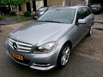 krockskadad bil auto Mercedes C-klasse 180 BUSINESS AVANTGARDE AUT CLIMA NAVI 2011/12