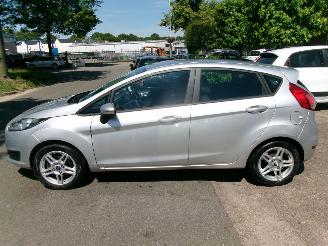 Ford Fiesta 1.0 STYLE AIRCO NAVI picture 2