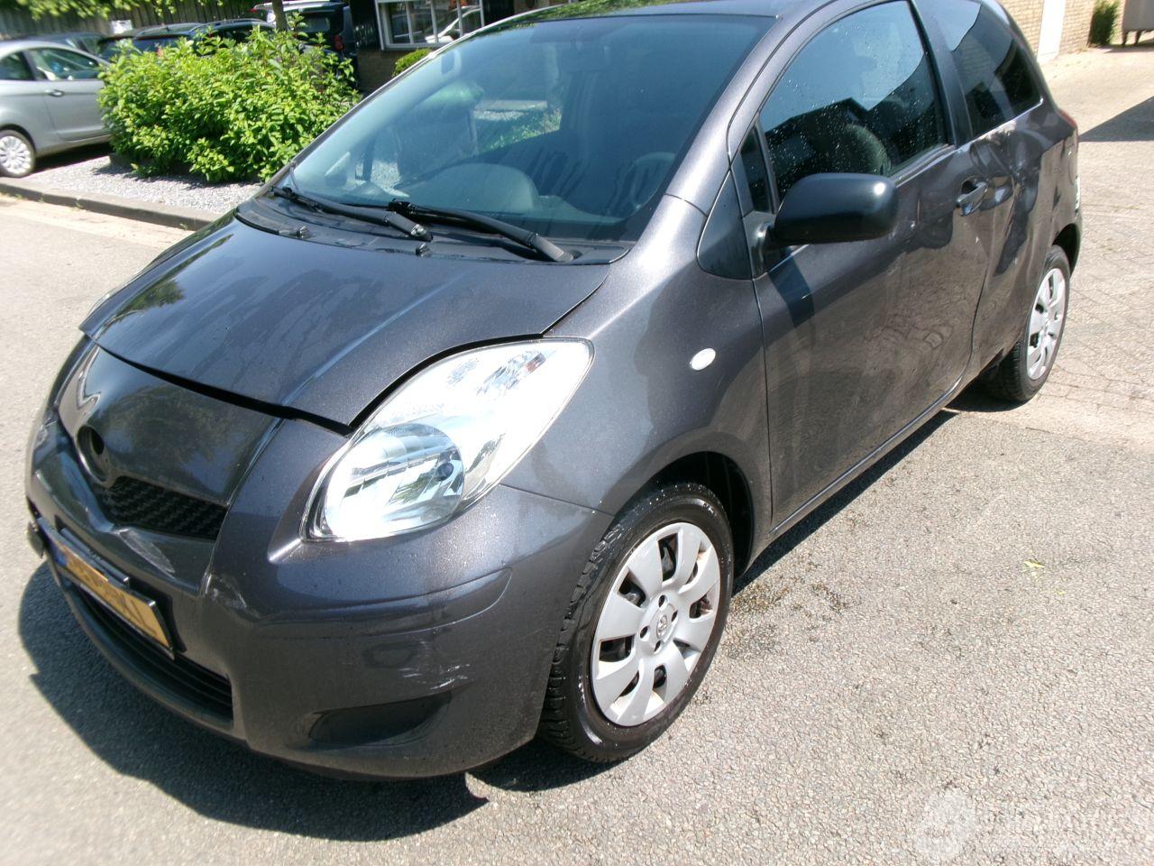 Toyota Yaris 1.3 VVTI COMFORT AIRCO
