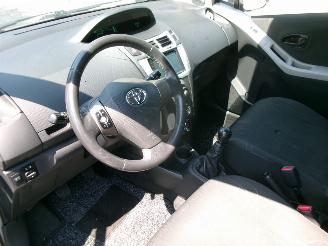 Toyota Yaris 1.3 VVTI COMFORT AIRCO picture 14