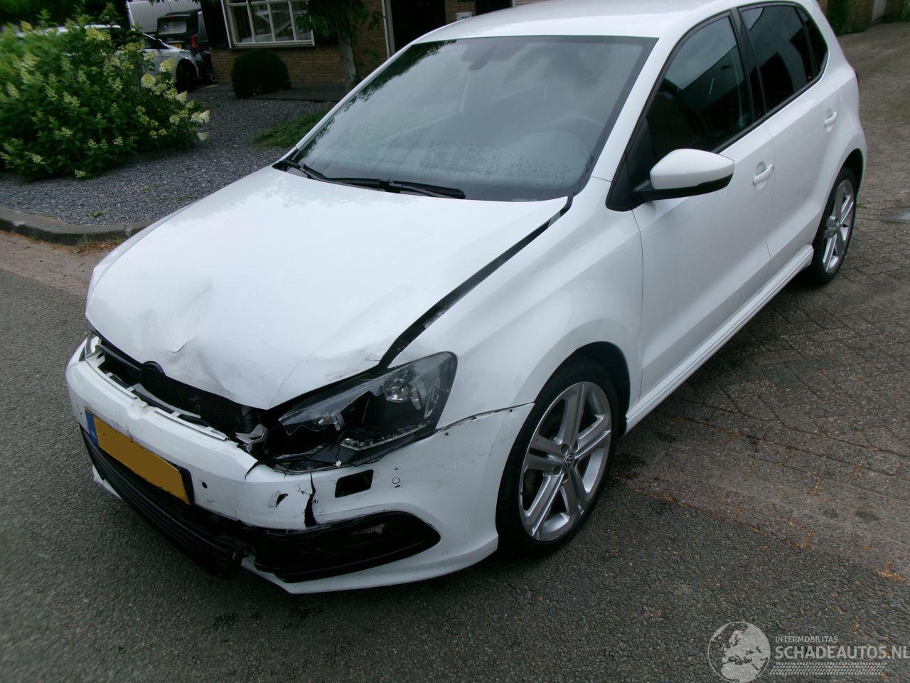 Volkswagen Polo 1.2 TSI COMFORTLINE  BUSINESS R CLIMA NAVI