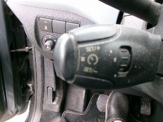 Citroën Berlingo 1.6 I TENDENCE picture 22