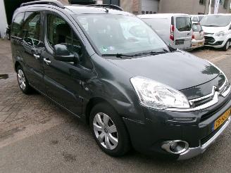 Citroën Berlingo 1.6 I TENDENCE picture 3