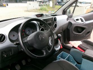 Citroën Berlingo 1.6 I TENDENCE picture 17