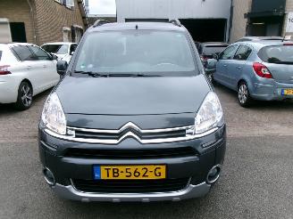 Citroën Berlingo 1.6 I TENDENCE picture 2