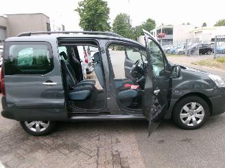 Citroën Berlingo 1.6 I TENDENCE picture 12